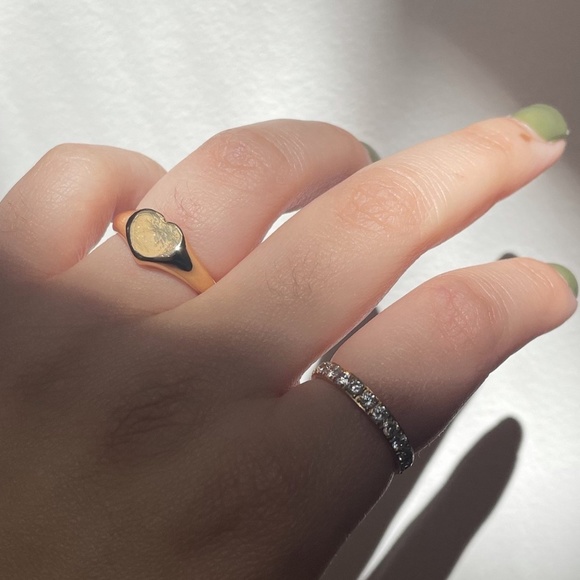 Waterproof Heart Ring - Picture 2 of 4